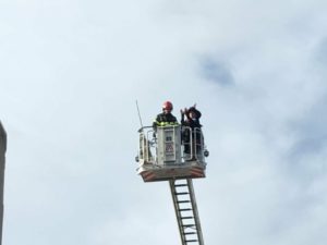 26648034_10210947102535181_1211605255_n